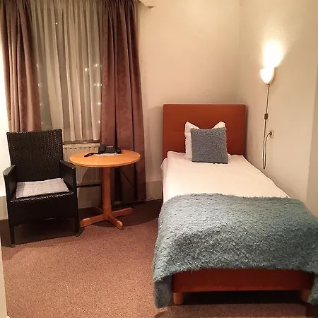 Palanka Hotell 3*